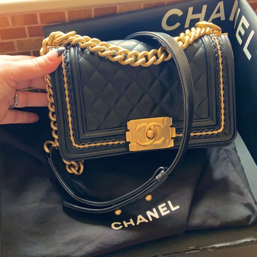 💛SOLD-GONE💛 Chanel small boy bag - Picture 1 of 17